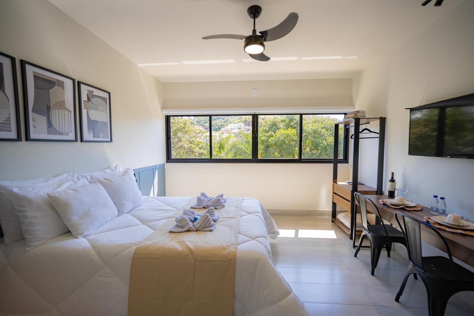 Loft Moderno Com Vista Para As Montanhas Apartment อากวัสจิลิงดอยา ภายนอก รูปภาพ